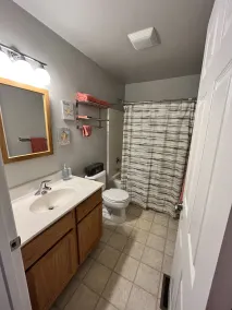 N E W Cozy 2 Bedroom Hermitage in Historic Ashtabula Harbor - Image 2