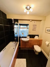 The Granary is a luxury apartment in the heart of the Yorkshire Dales.  - Image 2