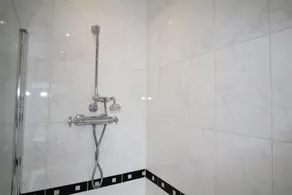 Whitley Bay - Sleeps 6 - Parking - Fast Wifi - Dogs Welcome - Image 4