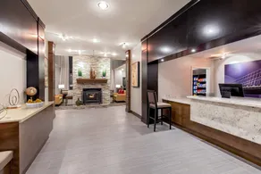 1 Bedroom | Free Daily Breakfast + Indoor Pool - Image 5
