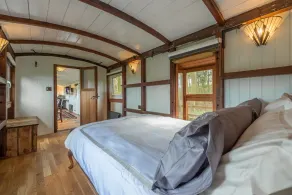The Railway Carriage - Image 5