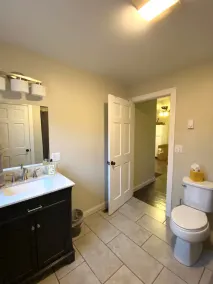 Welcoming Country Farmhouse - Image 4
