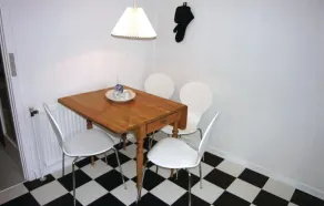 Awesome home in Rønne with WiFi - Image 5