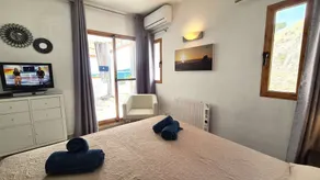 Lys mod. Penthouse, 180 ° panoramaudsigt over havet, WiFi, 2x Klima, pool, 2x TV - Image 4