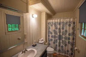 Rustic Retreat - Wood Burning Fireplace - Short Drive To New River - 20 Min to WJ - Image 3