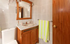 Nice home in Antequera - Image 3