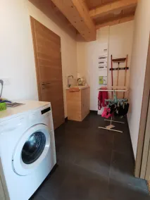 Cosy chalet in the Haut Jura, 2 minutes from the slopes and the GTJ - Image 2