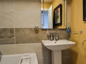 2 bedroom accommodation in Whitehaven, near St Bees - Image 4