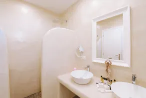 HOTIDAY Room Collection - Naxos - Image 5