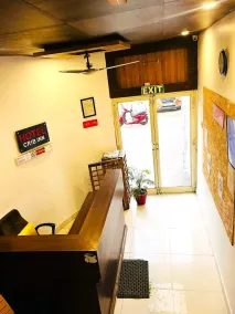 Jalsa Guest House by OYO Rooms - Image 5
