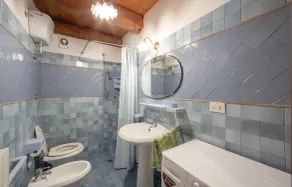 Magnífica casa de 3 habitaciones en Sestino, Arkansas. - Image 2