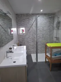 Quiet fisherman's cottage, 400 m from beach, sea view. Ideal for families - Image 3