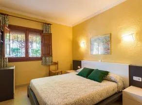 Villa Llobell - Plusholidays - Image 5
