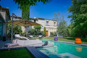 Altes Bauernhaus im mittelalterlichen Dorf mit Pool im großen Garten - Image 3