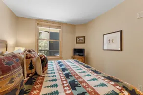River Run Condo, King-Size-Bett, Blick auf Whirlpools, Blick auf die Berge, kostenloses WIFI - Image 4