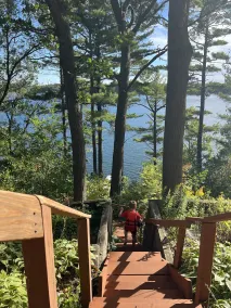 Cozy Vacation Cottage on the Lake with Hot Tub! - Image 2