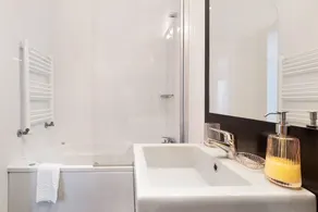 Appartamento per vacanze 'Sublime Mundo' con piscina condivisa, balcone e Wi-Fi - Image 5