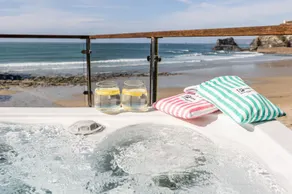 5 Star Award Winning! Hot Tub & Sea View & Fire Pit & Cinema Den & Beach Access! - Image 2