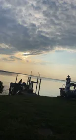 Little house on the river!! Beautiful river view!! - Image 5