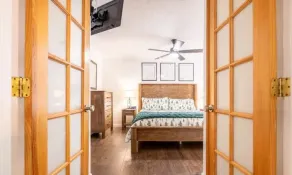 Smoky Snuggle Spot - Cozy Cabin, Close to Dollywood & Dog Friendly! - Image 4