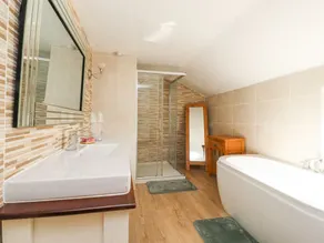 Stoneycross Cottage - Image 5