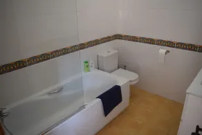 Air conditioned 4 Bedroom, 4 Bathroom villa. Walkable to the Beach - Image 2