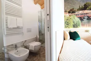 Belvilla by OYO Splendid Chalet With Bubble Bath - Image 5