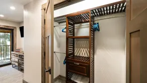 Newly Remodeled! Townhome with Ski Access  & Private Hot Tub!            - Image 2