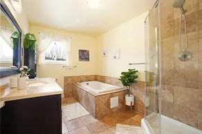 Lake view 3-bedroom cottage- Hot tub & Pool table - Image 4