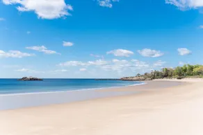 Spacious 1790  Captain's estate,  large pool,  near beautiful beach - Image 4