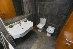 GALERA 2 Only Families House - Image 2