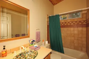 Walk 2 Ski Resort/Hiking/Biking Trails w/Spa/Pool Table/Fenced Yard/Pet Friendly - Image 3