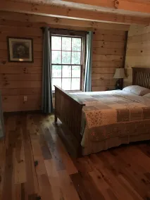 Private 2 bedroom Cabin with Large Covered Deck - Image 4