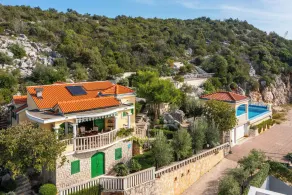 Pool Villa Vese /w Panoramic Sea View - Image 2