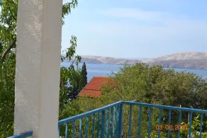 Apartment with terrace, sea and mountain views, climate, barbecue, close to the beach (30m) - Image 5