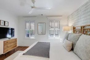 Luxury Garden Apartment on Liberty W/ Parking - Image 5