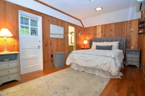 STEPS TO THE BEACH -ADORABLE 1 BR Cottage-9 Park Ave Rear, Rehoboth Beach, DE - Image 5