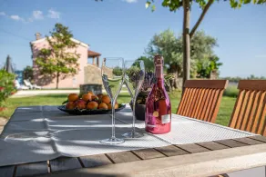 Rustic Villa Lavanda - Pool & Garden - Happy Rentals - Image 2