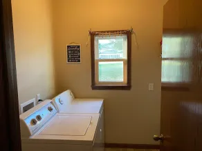 Access to all that Rathbun Lake has to offer - Image 2
