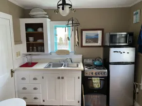 Cozy, perfect location, dog friendly Updated calendar with more availability!! - Image 5