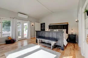 Old Farm: A Modern 5-bedroom Farmhouse on Vineyard - Image 4
