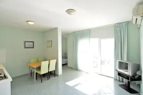 Apartment 56/1344 (Istria - Stinjan), 1000m from the beach - Image 4