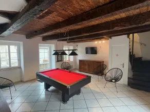 Large town house and outbuilding (sleeps 20) - Image 4