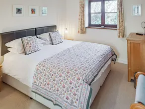 2 bedroom accommodation in Welcombe, near Bude - Image 4