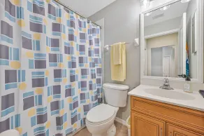 Bella Terra - Top floor condo with Lake Views! - Image 4