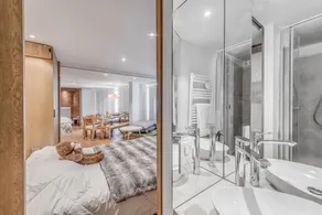 Overfladeareal: ca. 80 m² 11. sal. Orientering: Syd. Stue med sovesofa - Image 4