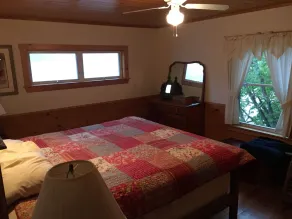 \" Willogap\" Lakefront house great mountain views close to two major ski area's - Image 5