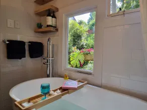 Romantic Mountain Top Cabin - A Dreamy Escape - Image 3