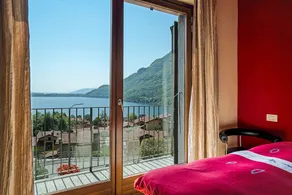 Pet-Friendly Vacation Home 'Casa Marina' with Lake Views, Terrace, Garden & Wi-Fi - Image 5