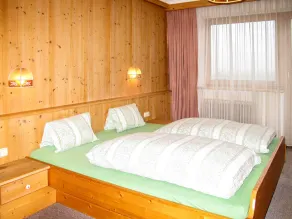 Stunning private villa for 24 people with WIFI, TV and balcony - Image 5